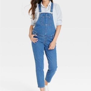 NWOT Isabel Maternity Denim Overalls with Adjustable Straps and Relaxed Fit